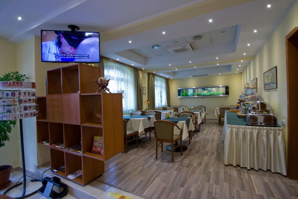 Hotel Brasov Exterior photo