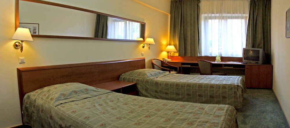 Hotel Brasov Exterior photo