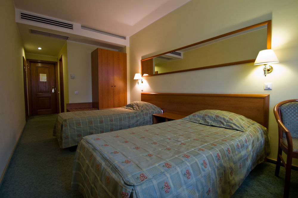 Hotel Brasov Exterior photo
