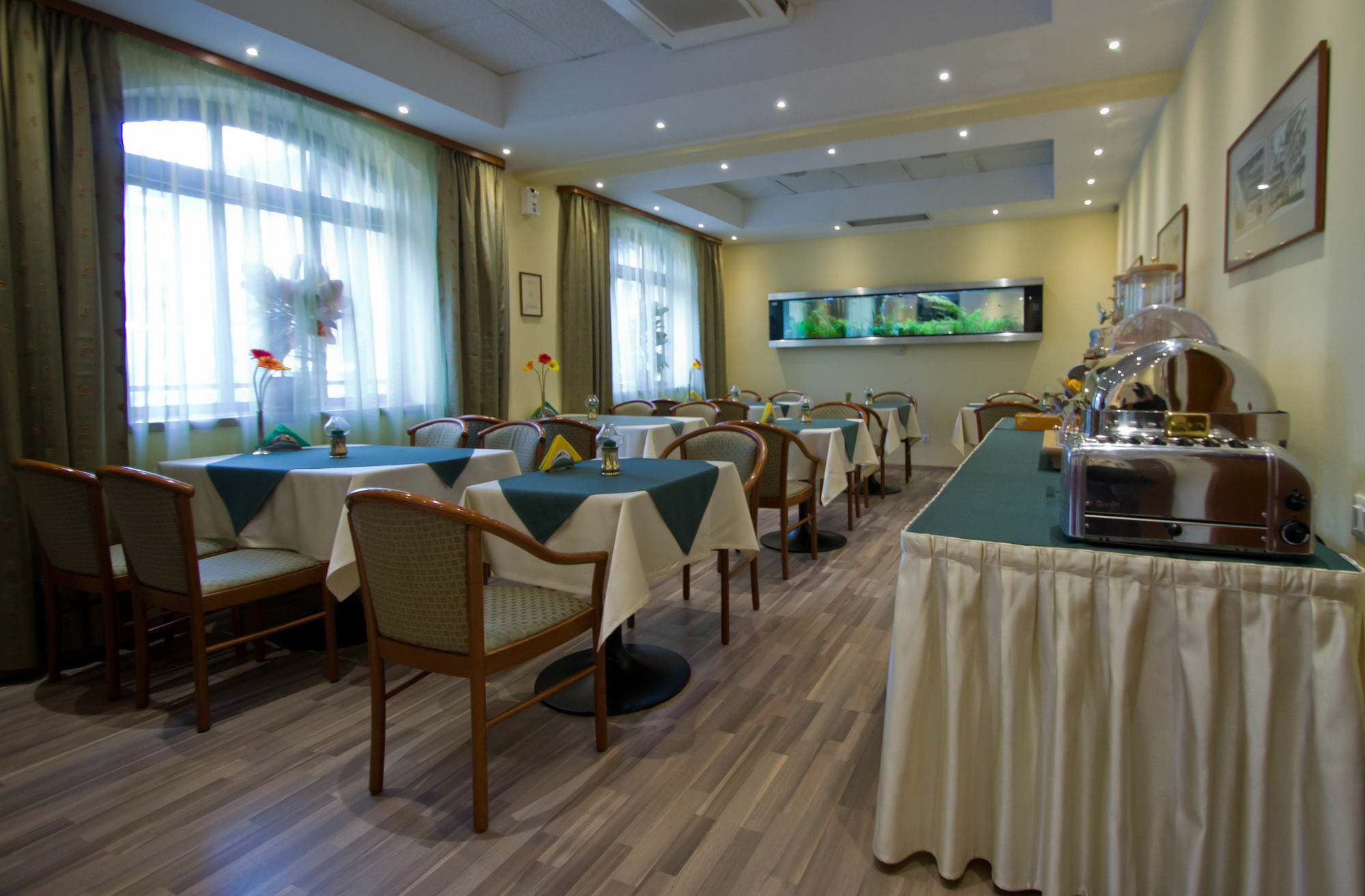 Hotel Brasov Exterior photo