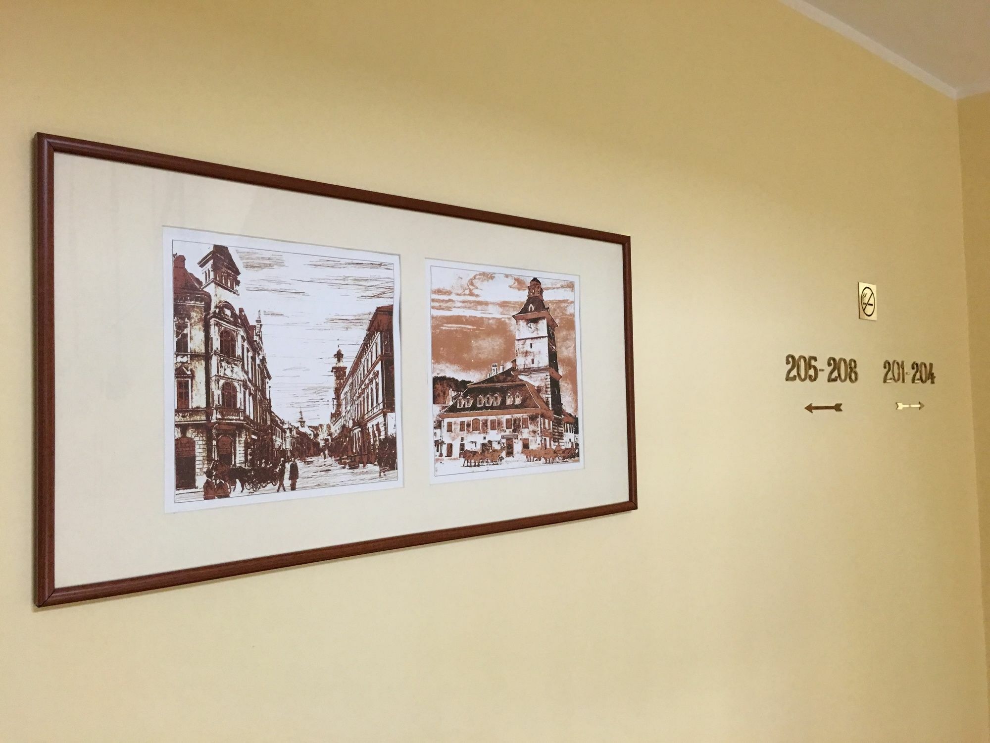 Hotel Brasov Exterior photo